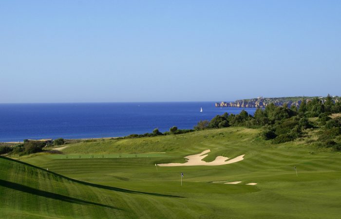Palmares Golf Course with view to the beach